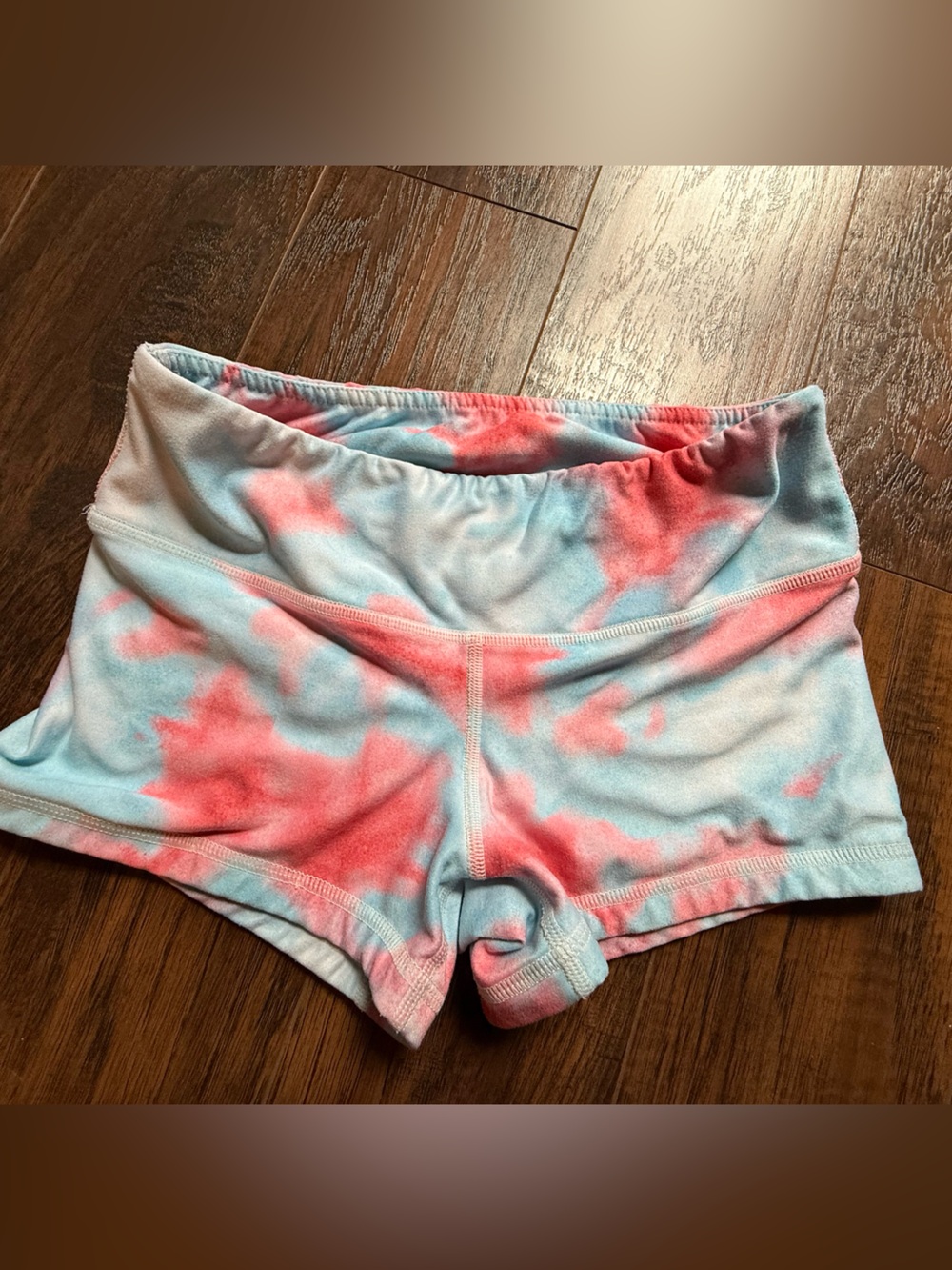 Fleo Women’s Athletic/CrossFit Shorts Pink & Blue Sky Rocket print, XS